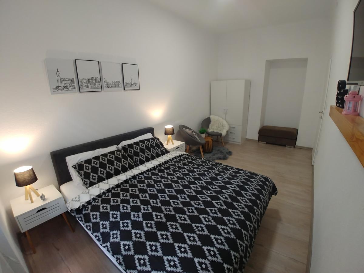Apartments Sari Сараево Экстерьер фото